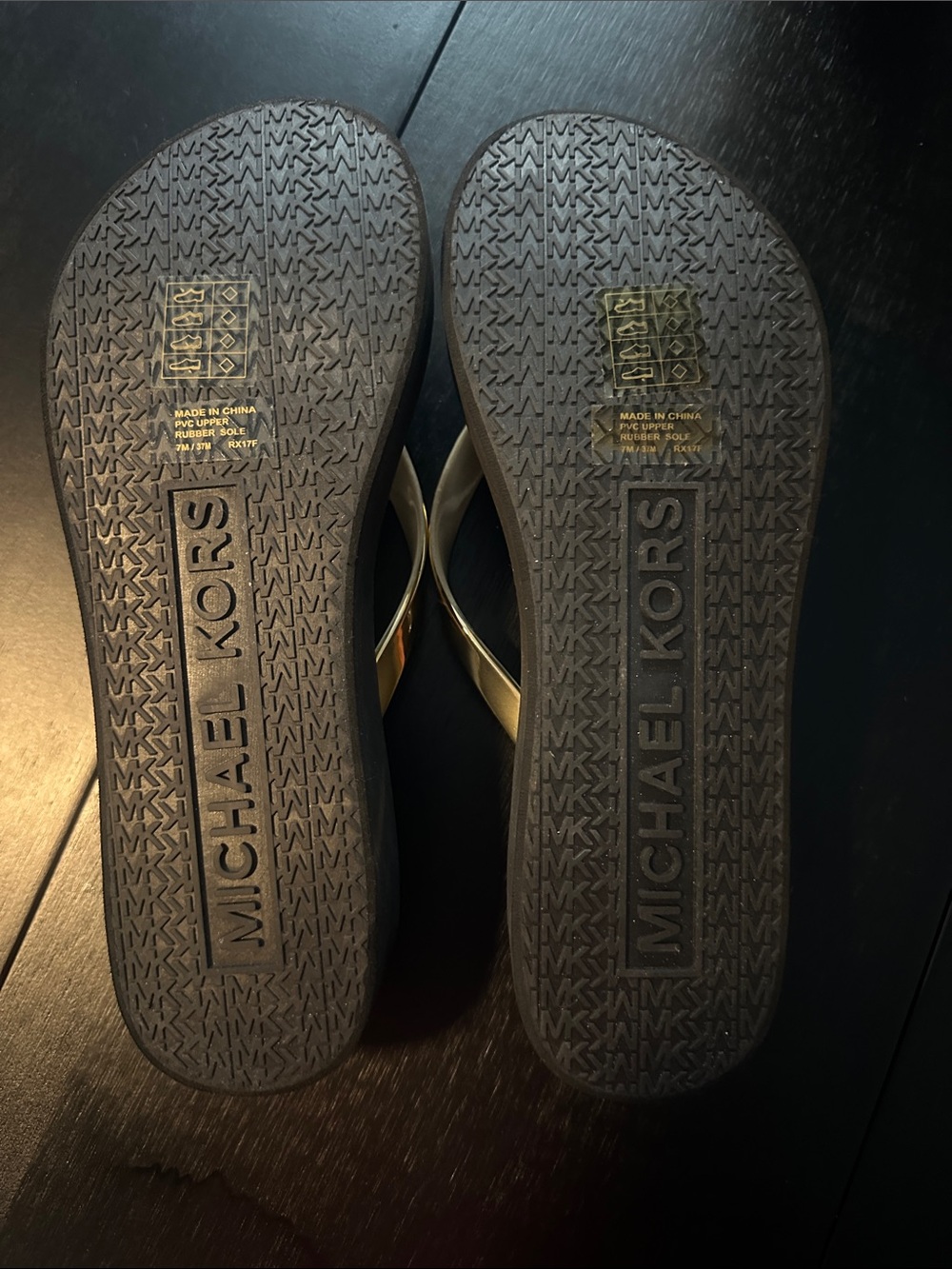 Michael Kors Gold Striped Black & Gold Logo Flip Flops - Picture 4 of 6